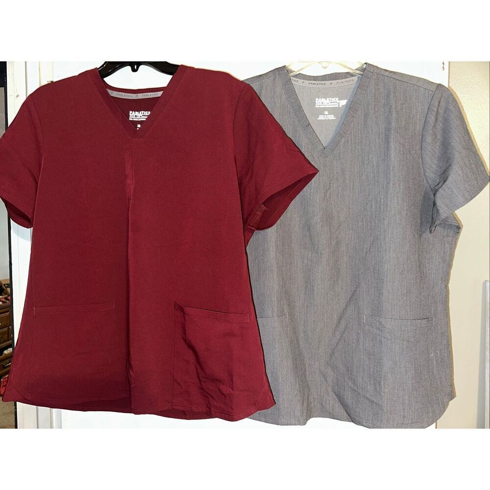 2 NWOT Women’s Fabletics Mode 4 Pocket Scrub Top - Burgundy Wine Gray size XL